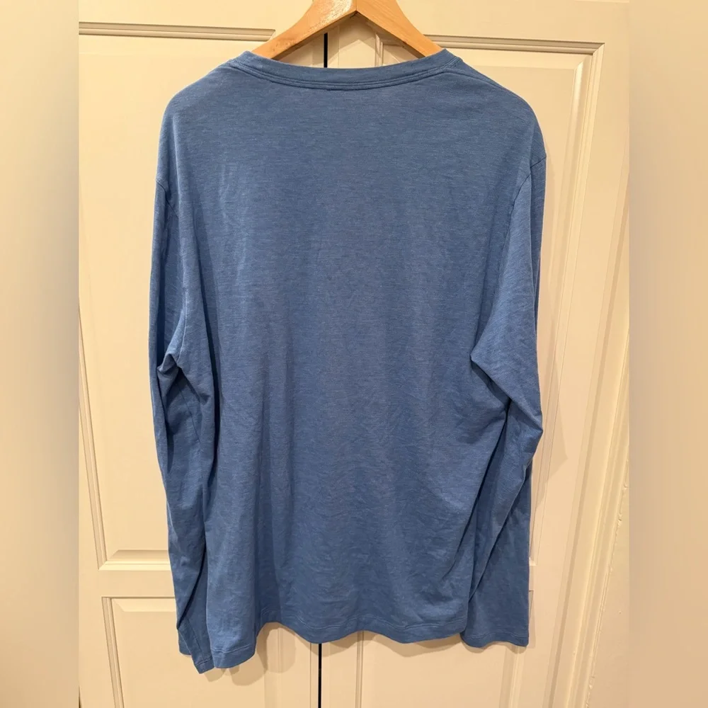 Pair of 2 lululemon men’s long sleeve tshirts - Picture 3 of 13